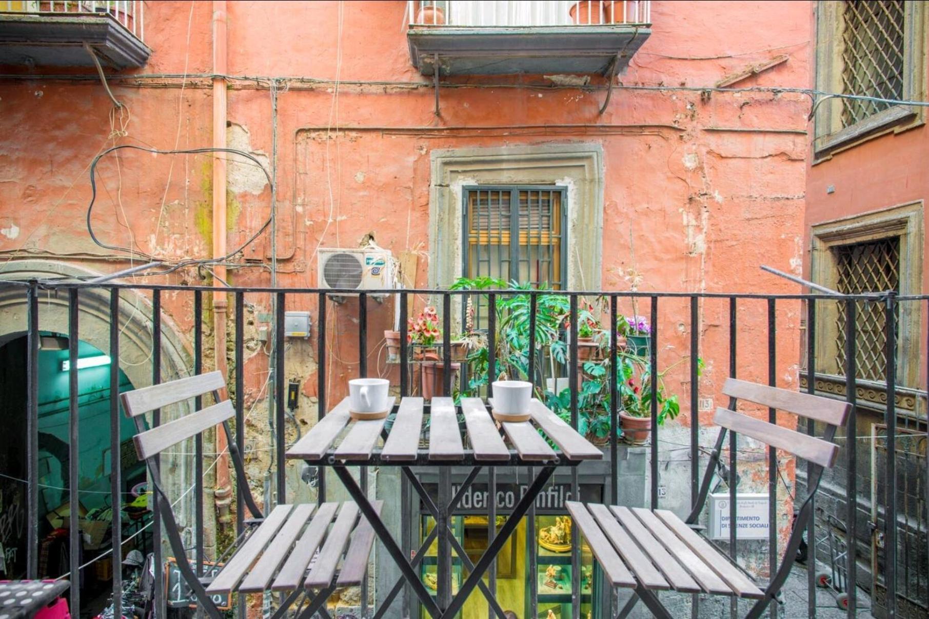 Charlotte House Apartment Napoli Bagian luar foto