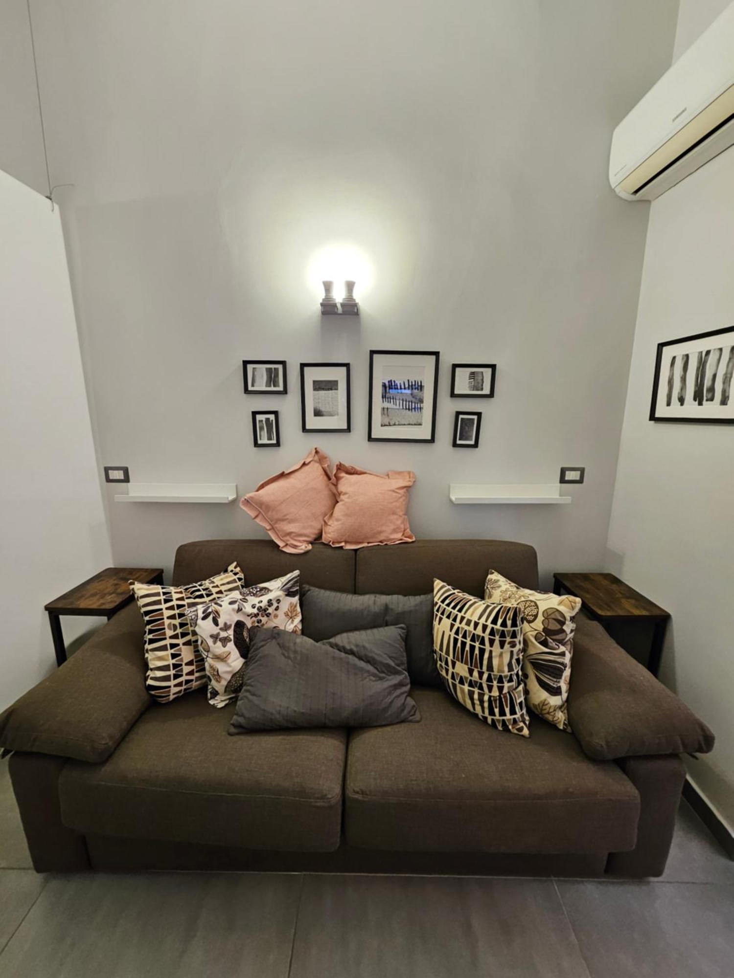 Charlotte House Apartment Napoli Bagian luar foto