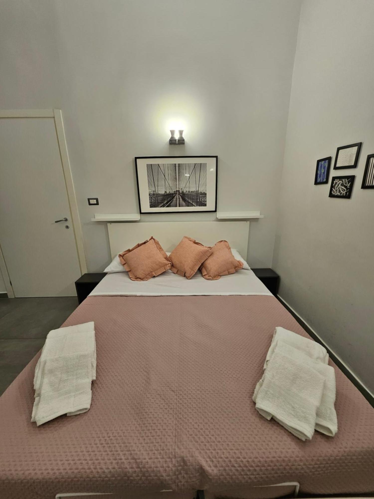 Charlotte House Apartment Napoli Bagian luar foto